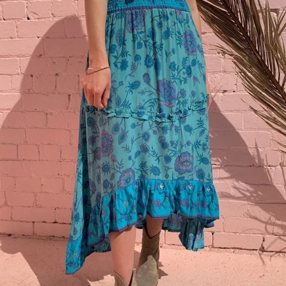 Boho Floral Gypsy Print Maxi Skirt Blue Ruffle - Picture 4 of 5